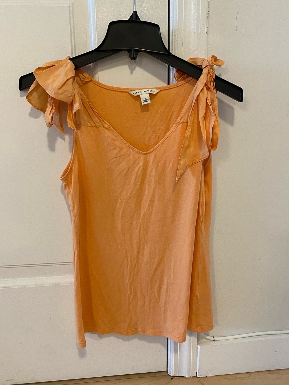 Banana Republic Peach Tie Shoulder V Neck Tank Top Size Small S Summer Basic
